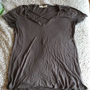t-shirt with cute crosses in the v neck